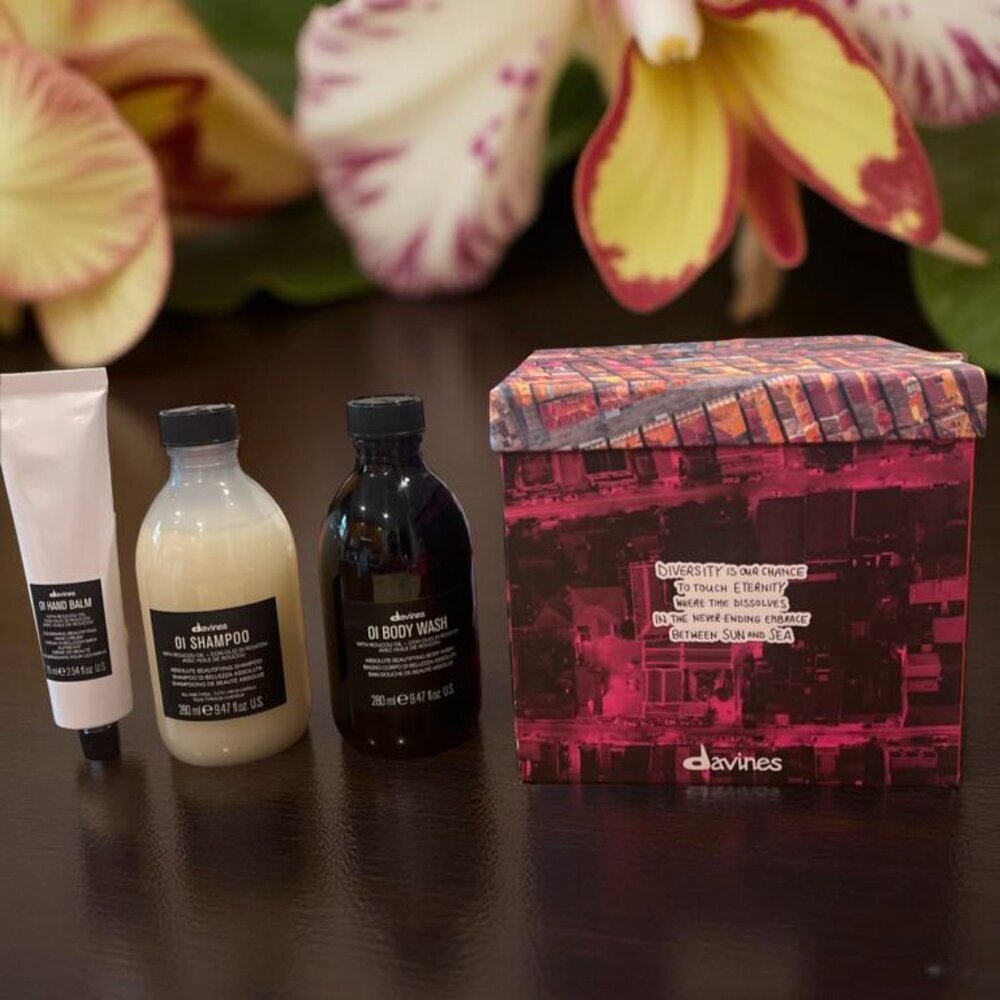 Davines Oi Lifestyle Gift Set Shampoo Body Wash & Hand Balm